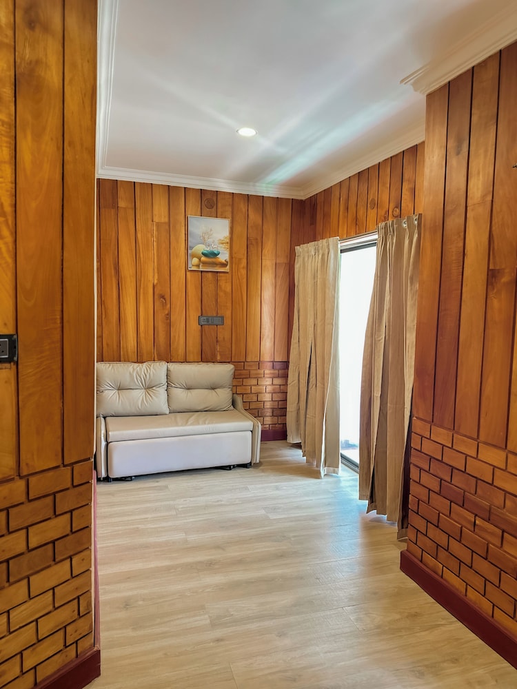 Deluxe Double Room, Garden View photo 3