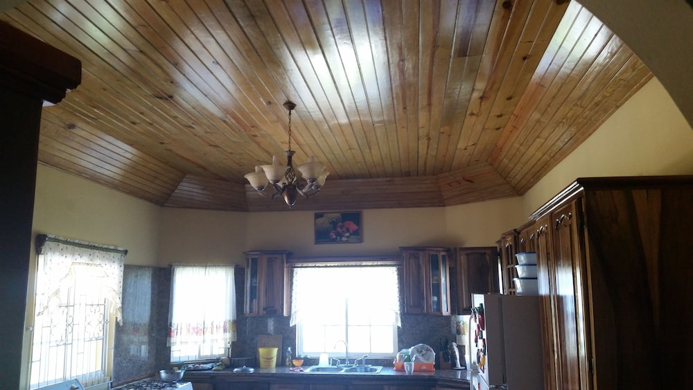 Comfort House, 1 Large Twin Bed, Smoking, Mountain View photo 2