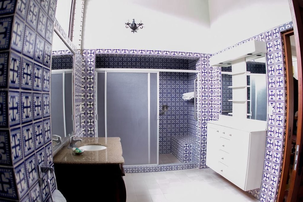Deluxe Suite photo 3