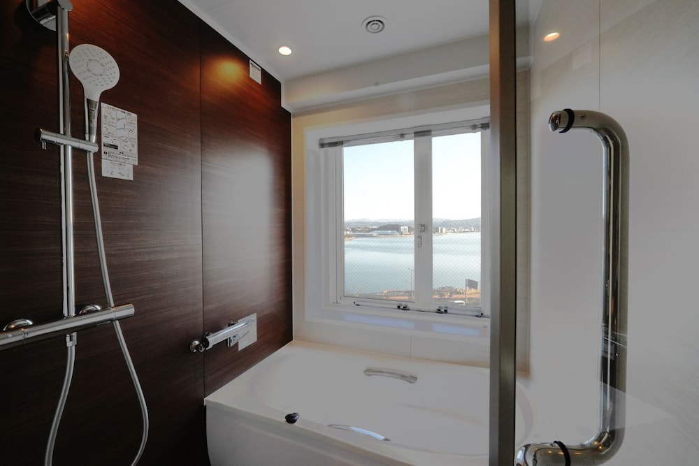 Deluxe Twin Room Viewbath - Non-Smoking - Annex - Photo 3