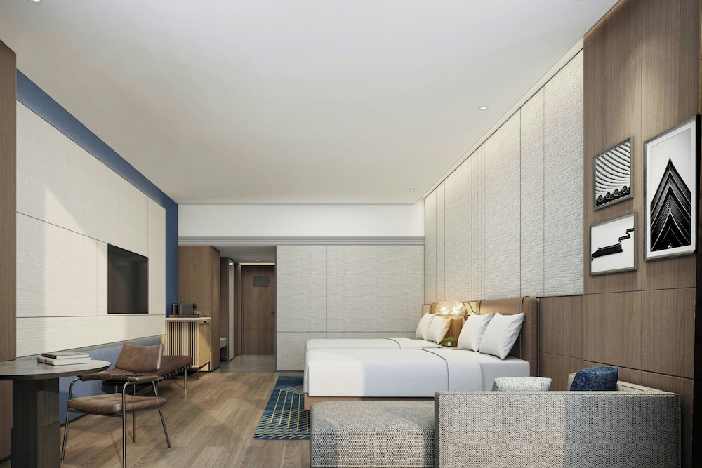 Standard Room, 2 Double Beds, City View
