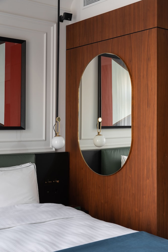 Deluxe Double Room - Photo 7