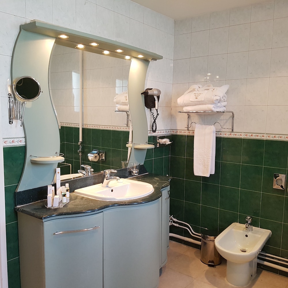 Deluxe Double Room - Photo 5