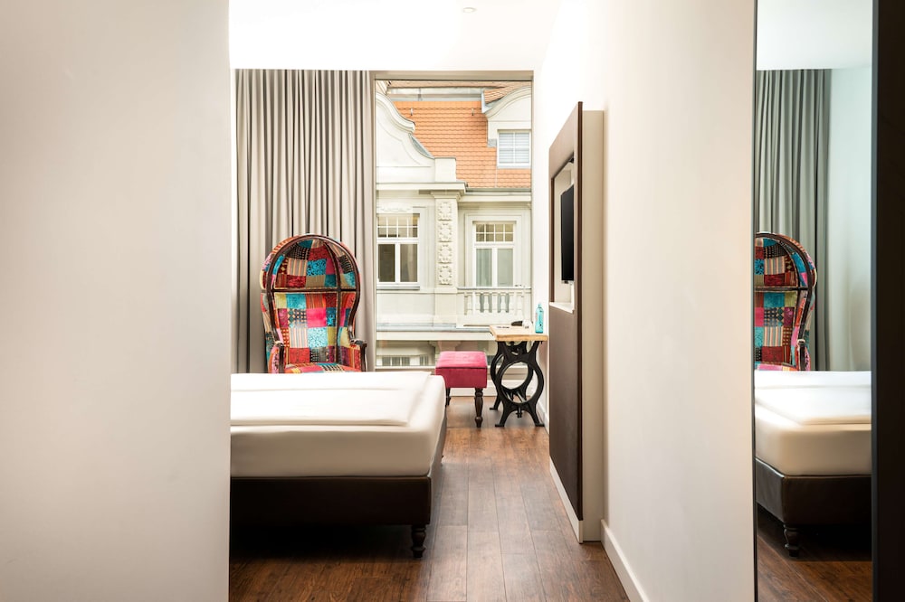 Standard Room photo 3