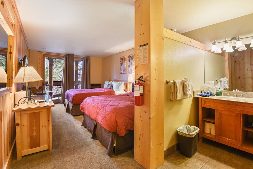 Studio Suite, 2 Queen Beds, Balcony, Mountain View (Northstar Beauty) photo 3