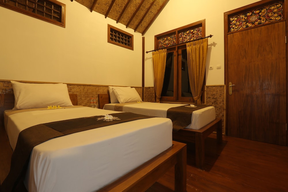 Honeymoon Room photo 2