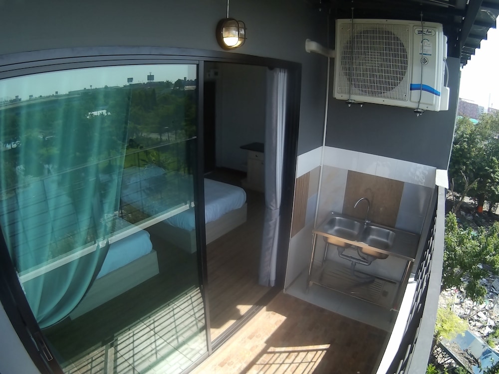 Standard Room, 2 Twin Beds, Non Smoking, Garden View photo 3