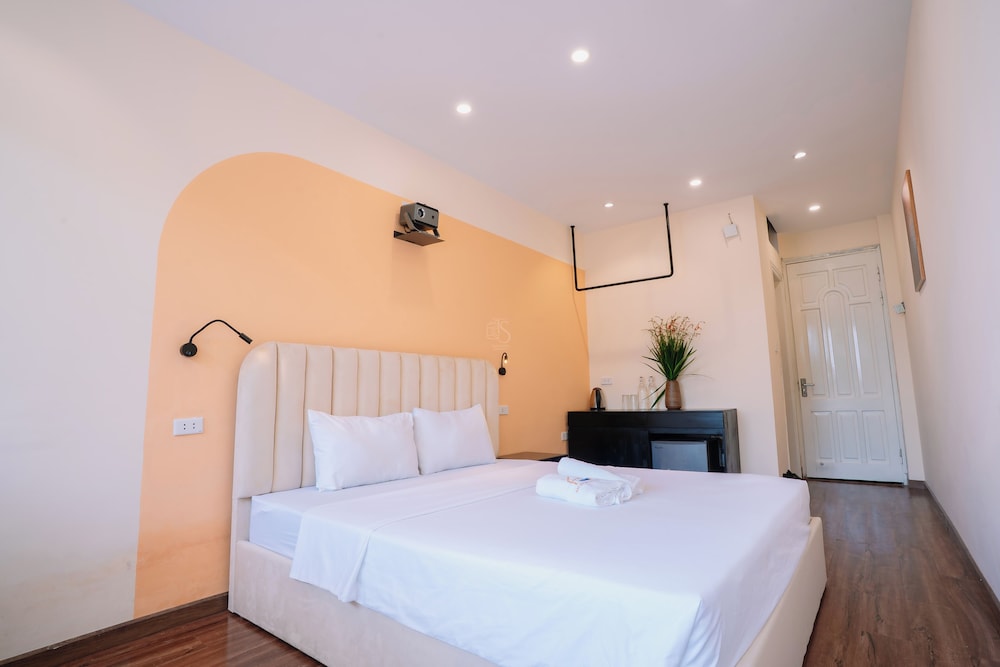 Premium Double Room, City View photo 1