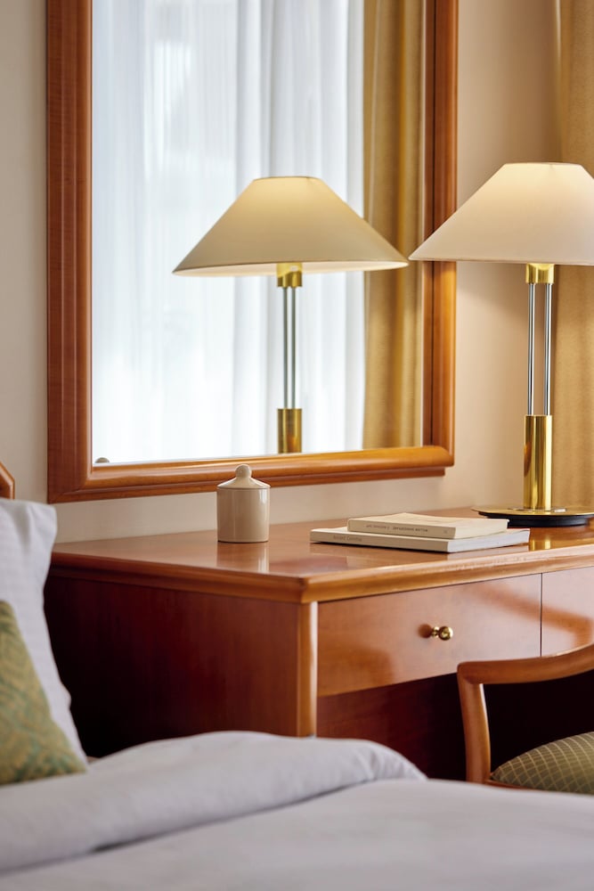 Standard Double Room, 2 Twin Beds - Photo 7