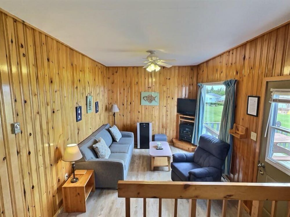 Deluxe Cottage photo 2