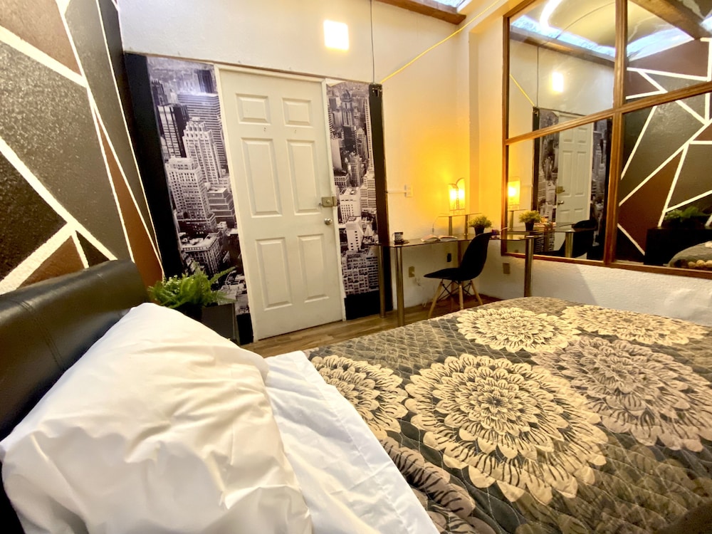 Economy Double Room
