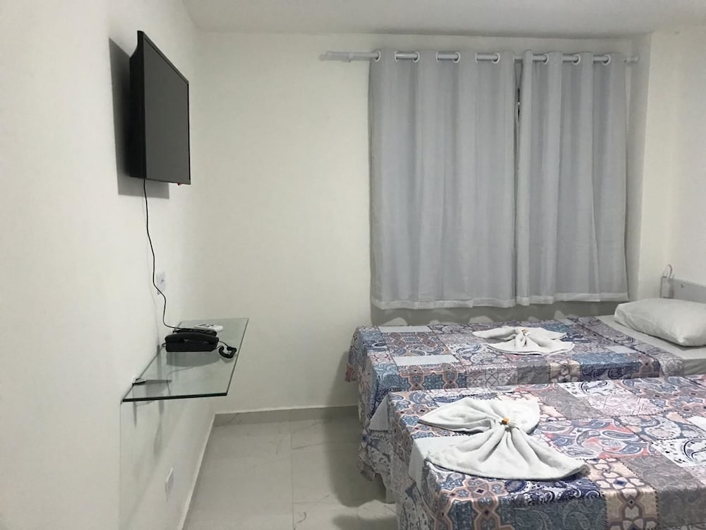 Standard Double Room - Photo 4