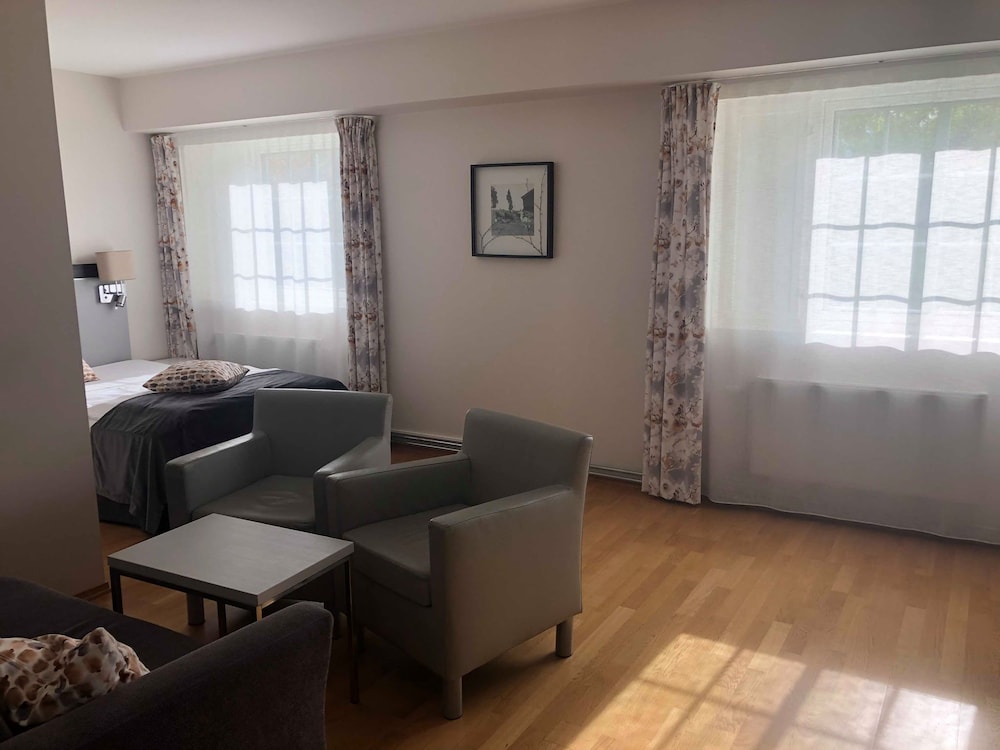 Junior Studio Suite photo 1