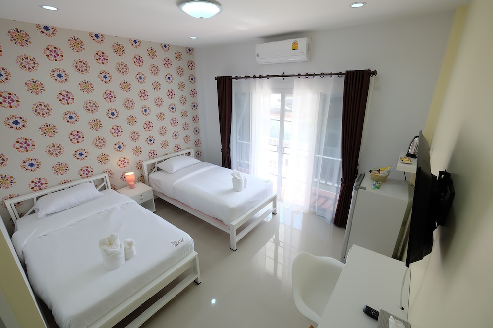 Deluxe Room, 2 Twin Beds