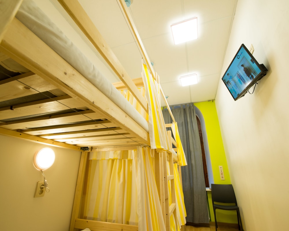 Quadruple Room, Shared Bathroom (Shared within 3 rooms) photo 3