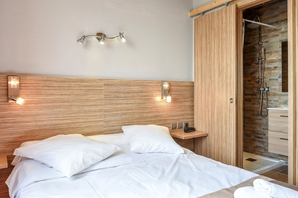 Classic Double or Twin Room