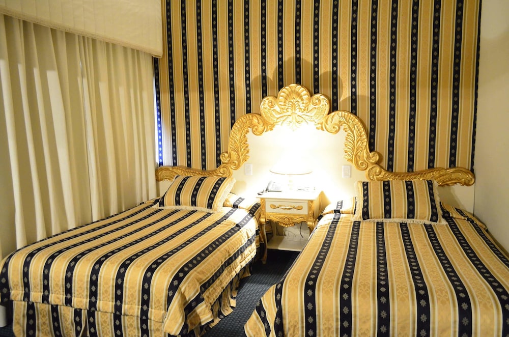 Deluxe Room, 2 Twin Beds - Photo 1