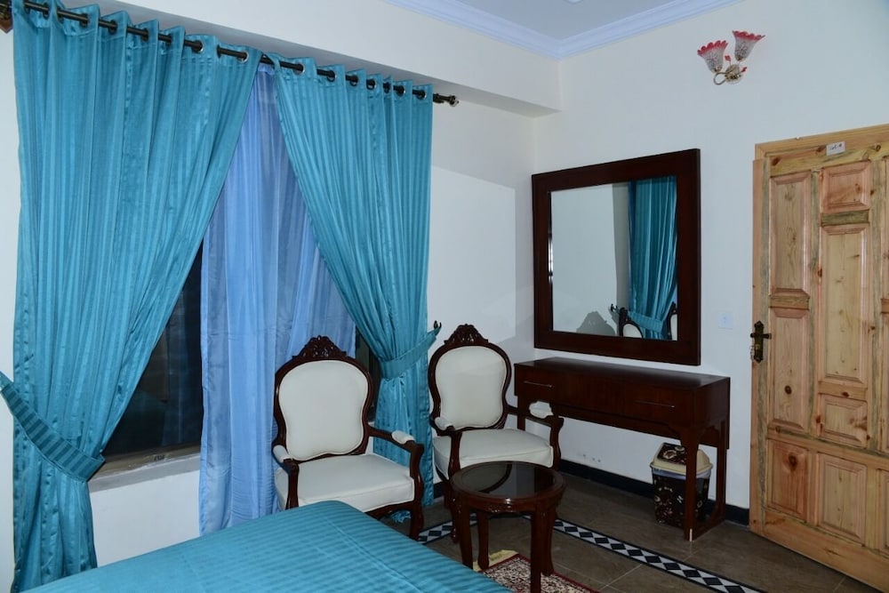 Deluxe Room, 1 King Bed