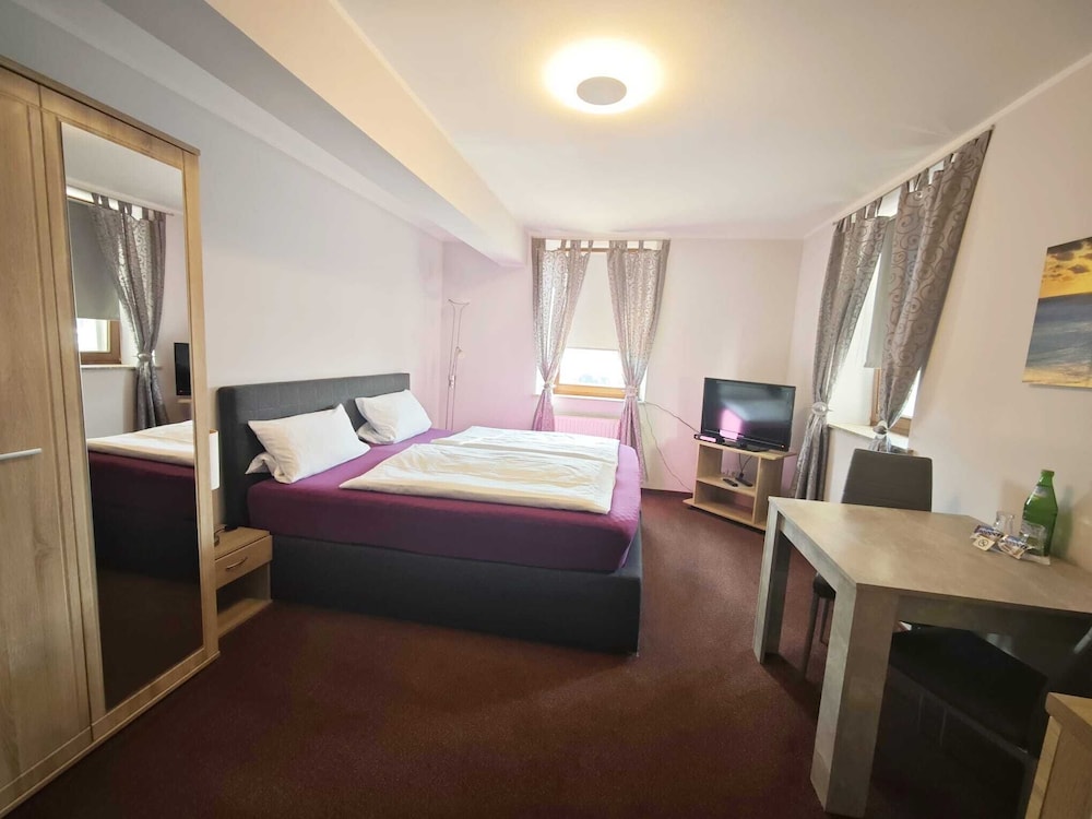 Basic Double Room photo 1