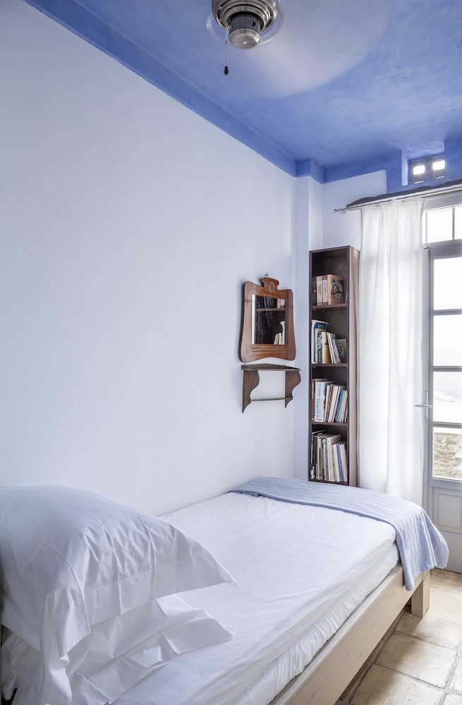 Traditional Apartment, 3 Bedrooms (Olde Distillery) photo 2