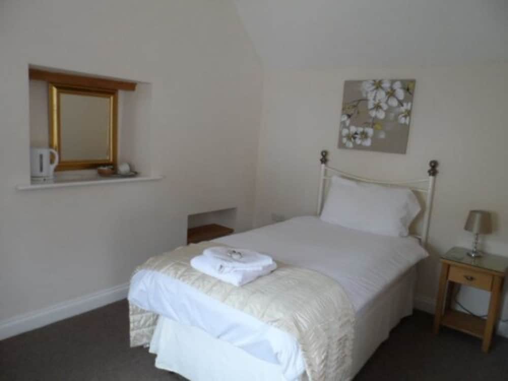 Single Room photo 1