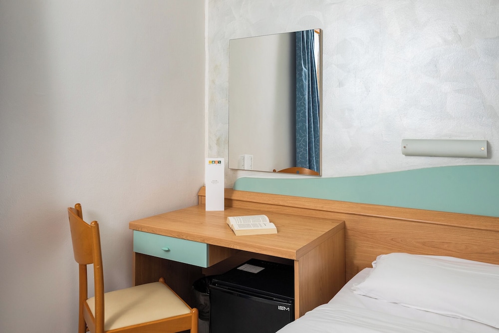 Economy Single Room photo 3