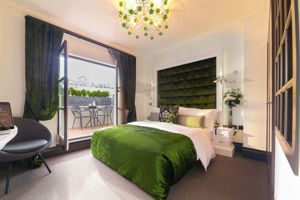 Superior Double Room, 1 King Bed, Balcony photo 1
