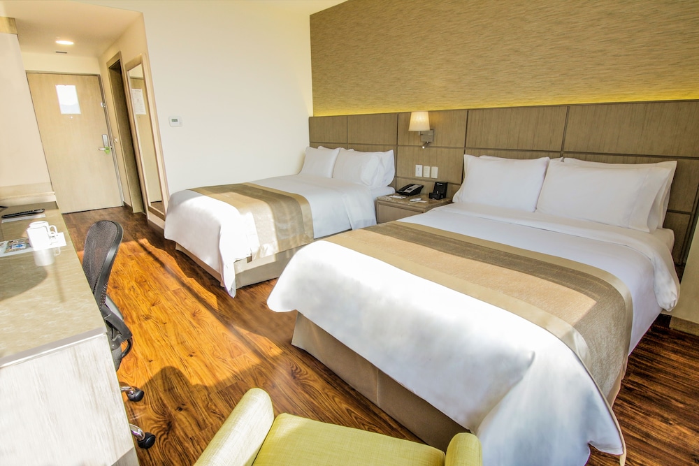 Room, 2 Double Beds, Non Smoking photo 3