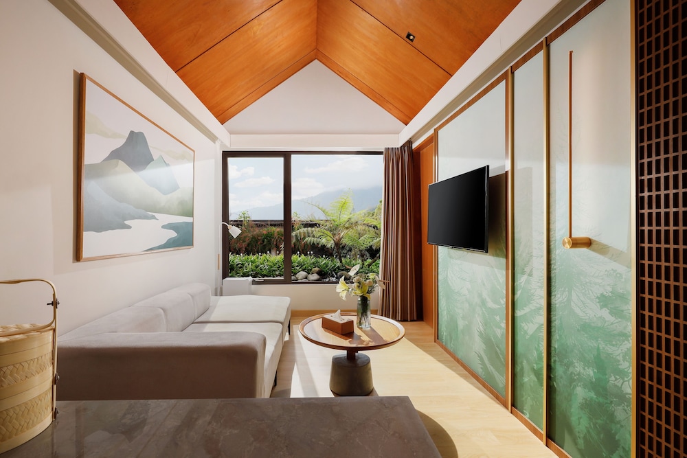 Family Villa, 2 Bedrooms, Mountainside photo 3