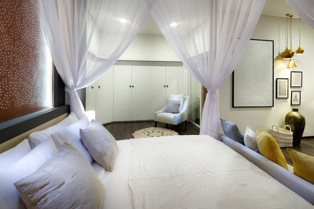 Luxury Villa, 3 Bedrooms photo 2