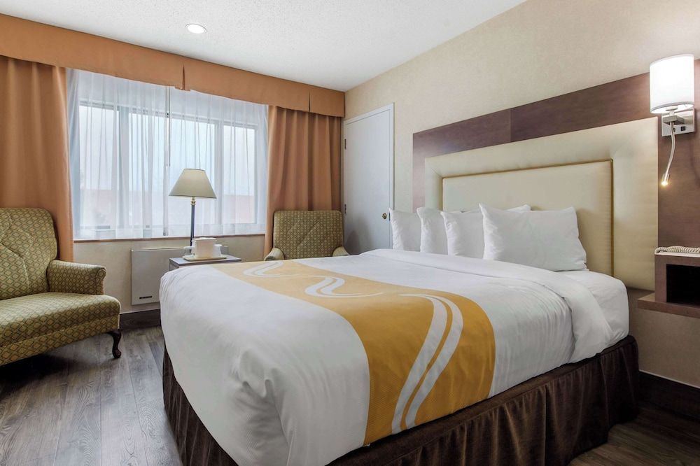 Business Room, 2 Queen Beds, Non Smoking - Photo 4