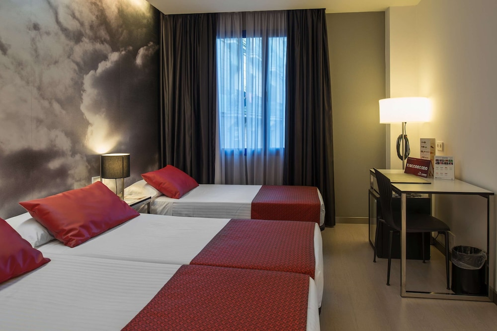 Triple Room (3 adults) photo 2