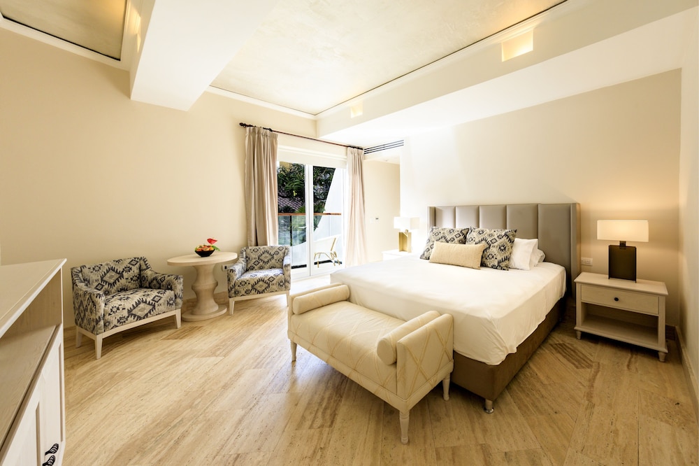 Premium Double Room Single Use - Photo 5