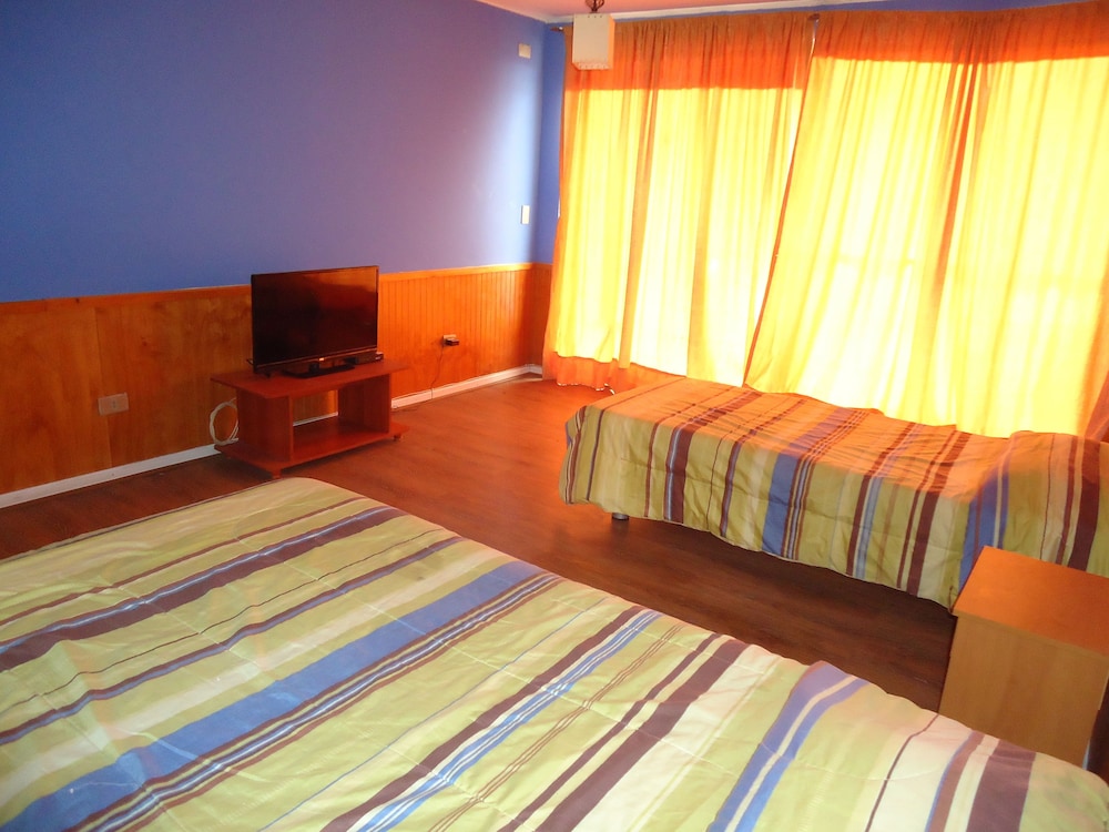 Standard Twin Room, 2 Twin Beds, Private Bathroom