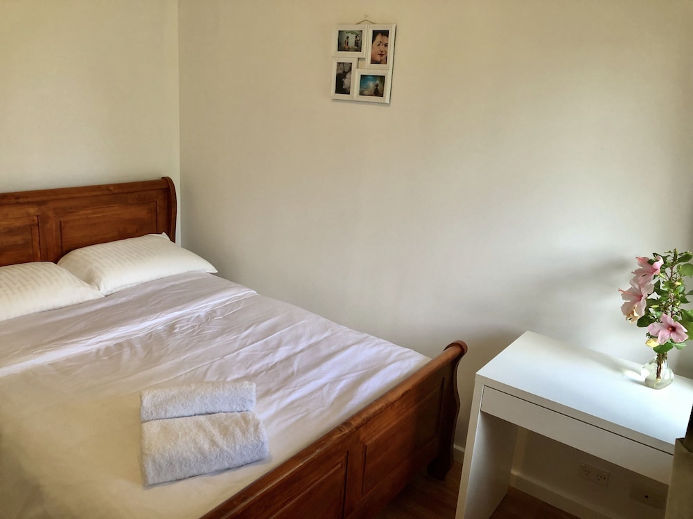 Room C photo 1