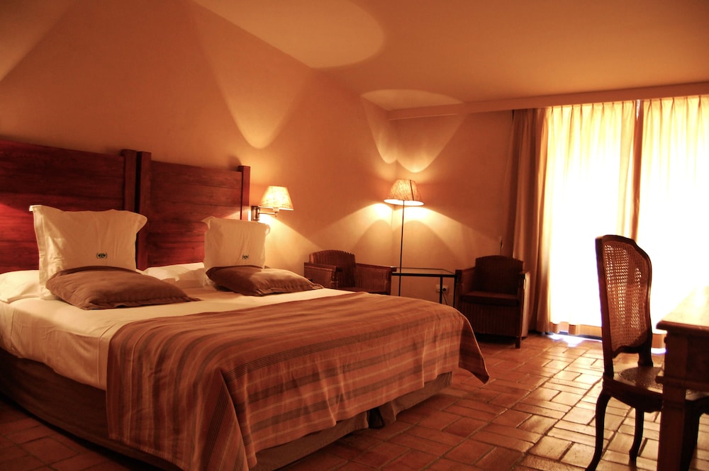 Standard Double Room - Photo 2