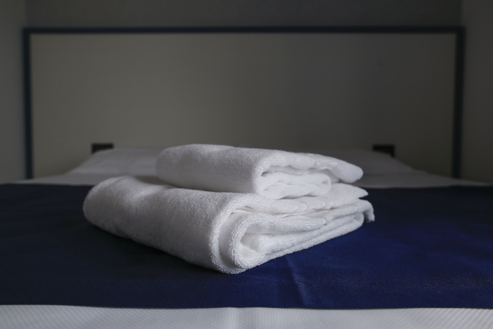 Standard Double or Twin Room photo 2