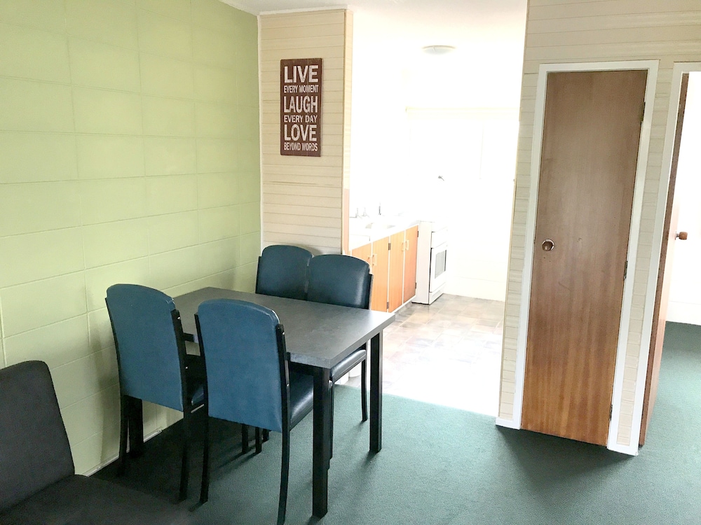Family Suite (Large) - Photo 11