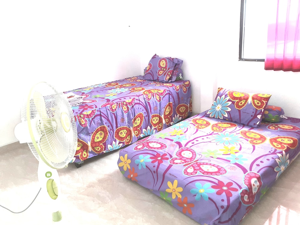 Economy Double Room photo 2