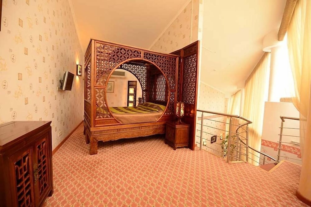 Chinese Suite