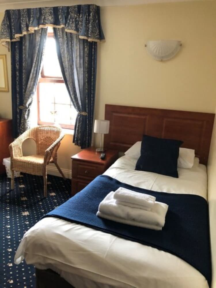 Single Room, Accessible, Private Bathroom