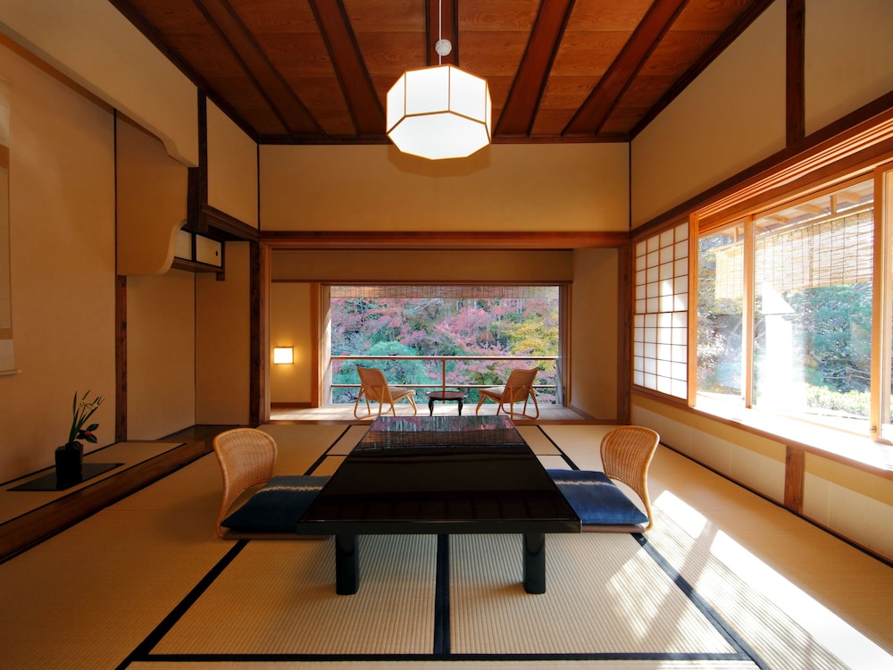 Suite, Traditional Japanese Tamami and Western-style, Garden View, Room name "Nadeshiko" photo 1