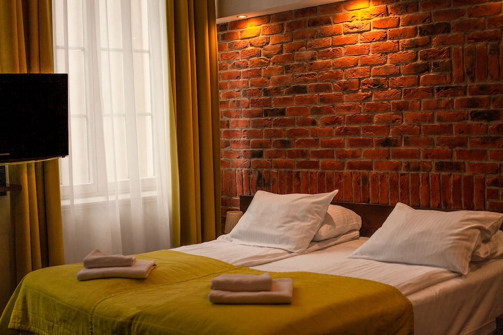 Standard Double Room - Photo 1