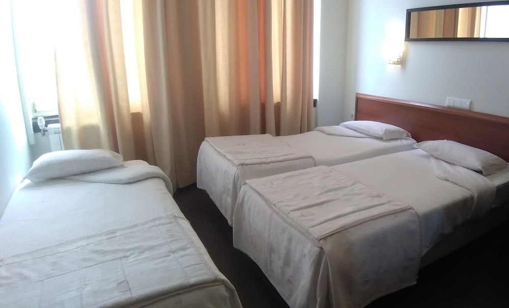 Standard Triple Room, 3 Twin Beds - Photo 1
