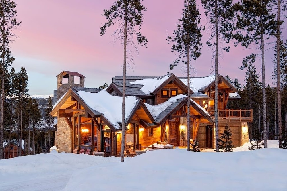 House, 6 Bedrooms