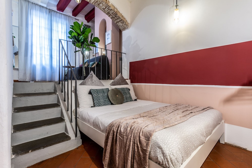 Wine Apartments  Florence  Vernaccia photo 2