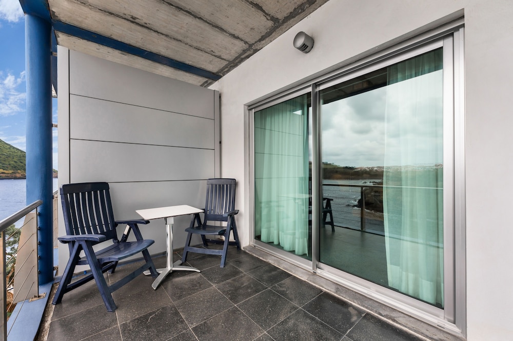 Suite, 1 Double Bed, Sea View - Photo 10