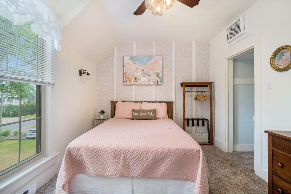 Deluxe Suite, 2 Bedrooms, Lake View (Avery)