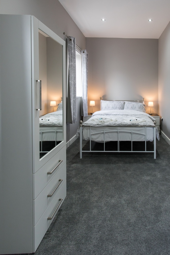 Double Room, Ensuite - Photo 4