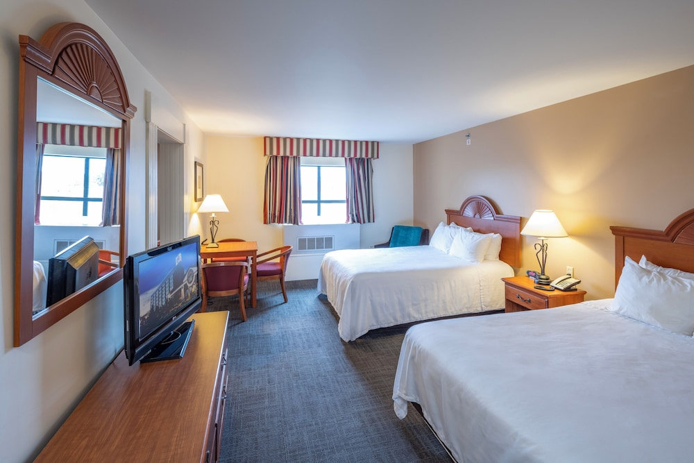 PLAYER'S INN Double Queen Suite photo 1